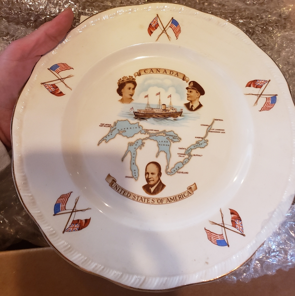 1959 Queen Elizabeth plate